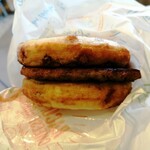 McDonald's Niyonroku Zama Ten - マックグリドルソーセージ