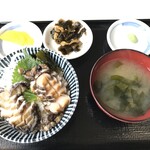 漁師の直売店 浜の母さん食事処 - アワビ丼（2,500円）