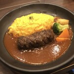 Omurice Tei Ionmoru Kobekita Ten - 陶板ハンバーグオムライス