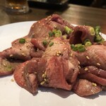 Bicho Shichirin Yakiniku Gyukura Isesagichojo Machi Ten - 牛タン