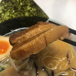 Yamagoya Ramen Yasu Ten - 角煮が分厚い