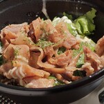 Teitoushitsu cafe & bar Hanabi - 豚肉とキノコのスタミナ丼