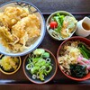 日本ばし - 鶏天丼セット(900円)です。