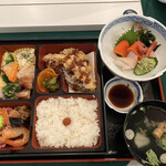 レストラン石狩 - 和食弁当（お刺身付き）