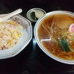 Eika - ラーメン･半チャーハンセット(750円)