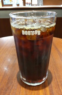 DOUTOR COFFEE SHOP Higashitsuka Ten - アイスコーヒー　Ｓサイズは、204円 【税込224円】