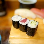 Yoshino Sushi Honten - 