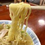 おざわ食堂 - 麺のアップ