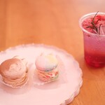 OVERMACARON - 