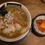 麺や ゼットン - 料理写真: