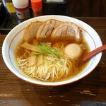 百代 - 醤油ラーメン  全部のせ