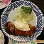 とんかつ かつ○ - 伊勢赤鶏の柔らかチキンカツ南蛮風定食　1380円