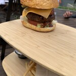 Poolside Restaurant & Bar Pergola - ビーフバーガー