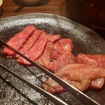 炭火焼肉おおむら - 