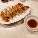 Gyoza Ya - 餃子