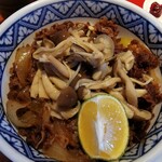 Ikimen Mugi no Hana - かぼすきのこ牛丼セットざる蕎麦