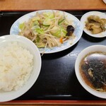 くまぎ - 野菜炒め定食 760円　(2021/10/28)