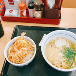 なか卯 - うどんとかき揚げ丼ミニランチセット500円