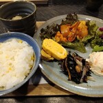 Craft & Wa Cafe Takumi Kan - 