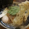 Ramen Motoyamatei - 塩拉麺（卵、海苔ブラス）ちじれ麺に注目！