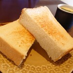 Tachikawa Coffee - モーニングの高級食パン