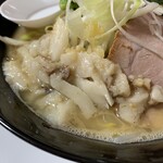 Genkotsu Ramen Hino Hikari - げんこつらーめん（野菜多め、背脂多め、にんにく少なめ）…税込600円（通常価格750円）