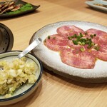 Yakiniku Kyutetsu Kyowa Ten - 