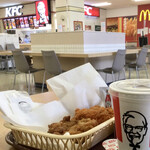 Kentucky Fried Chicken Nishitomo Atsubetsu Ten - 