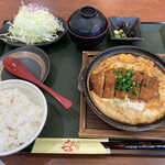 Katsu Hiro Saiki Honten - ロースかつ鍋膳／1320円