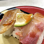 Kappa Sushi Zushi Ten - 冬の味覚 海の幸三昧
                        左から のどぐろ、本ずわい蟹ほぐし身、寒ぶり