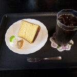 Kominka Cafe Yashiro - 米粉シフォンケーキ＆アイスコーヒー