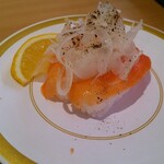 Kappa Sushi Kawagoe Ten - 燻製風味のしっとりサーモンレモンペッパー