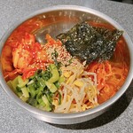 Yakiniku Enmusubi Shinbashi Honten - 甘辛ビビン麺 968円