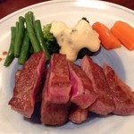 Steak Ya Takahashi - 特選国産サーロインステーキ+ご飯+お味噌汁+サラダ付きで5000円以内