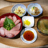 鮮魚と串焼き 鮮王 - まぐろ中トロ丼 ¥1,300