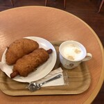 ベーカリー&カフェ ブーランコ - コーヒー300円とセットでパンが半額