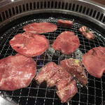 Yakiniku Daimon - 牛タンと牛タンミックス