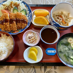 カメリア温泉 - 豚カツ定食