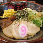 Abura-soba Senmon Ten Burabura Nagoyaekimaeten - 全部盛油そばアップ