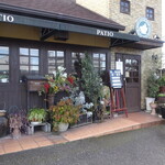 PATIO - 