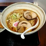 麺や　俺ん家 - 醤油ラーメン  ( チャーシュー トッピング )