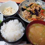 Oshokuji Dokoro Tonbo - 豚とナスのピリ辛炒め定食 750円