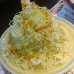 あみやき亭 - 山盛りキャベツ、ごま油と、お醤油が、たっぷり！！(。>д<)