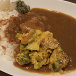 Motomachi Chicken Curry no Omise Parfait Kencho Mae Honten - トッピング乗せカレー