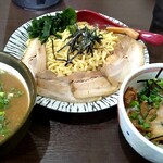 Hokkaido Ramen Haru - チャーシューつけ麺、ミニチャーシュー丼