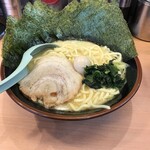 たくみ家 - 料理写真:塩ラーメン＋のり