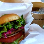 FRESHNESS BURGER Guranemioizumigakuenten - 