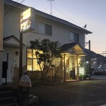 ラハイナ - お店の外観