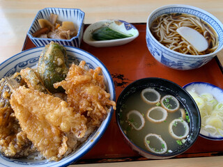 Soba Dokoro Shinbee - 