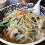 Chuka Tantaka - 野菜湯麺 850円